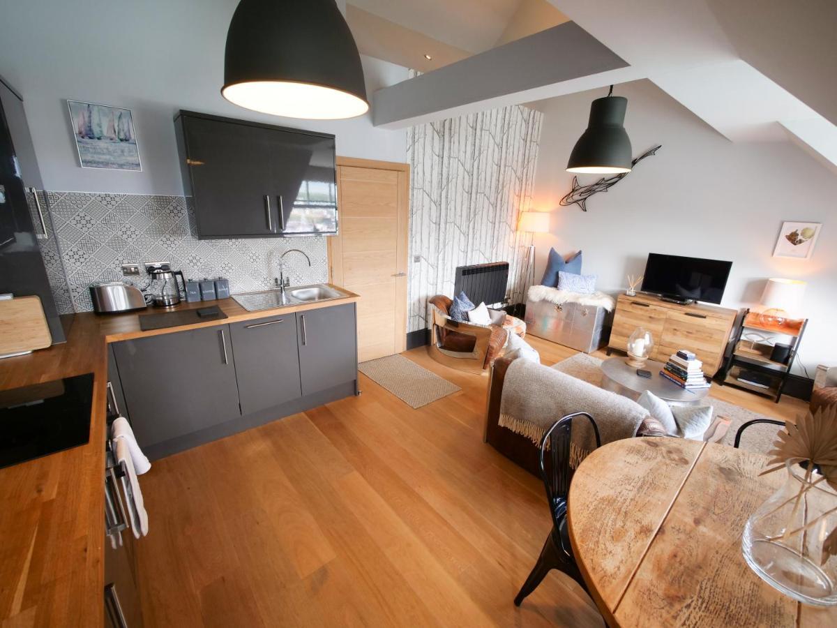 Padstow Escapes - Pajar Luxury Penthouse Apartment Екстер'єр фото