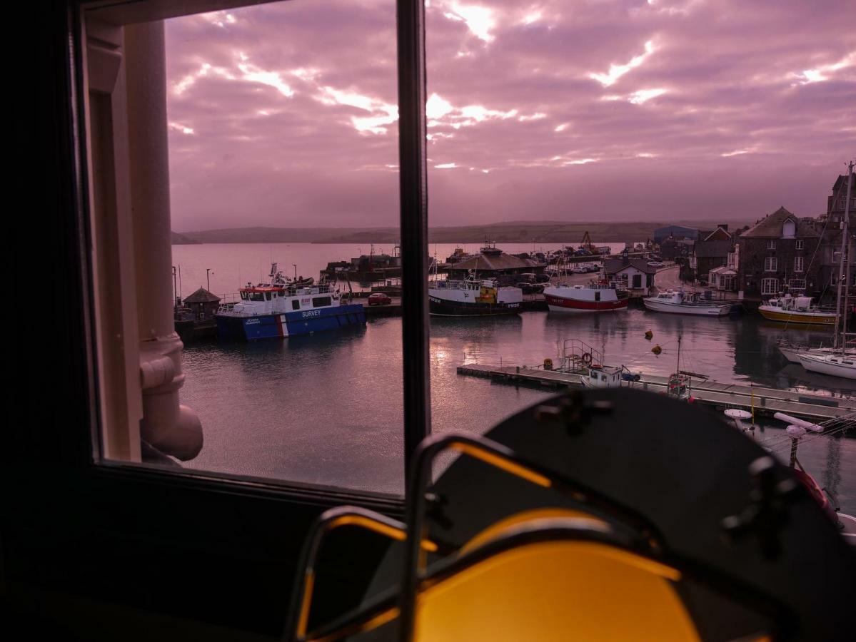 Padstow Escapes - Pajar Luxury Penthouse Apartment Екстер'єр фото